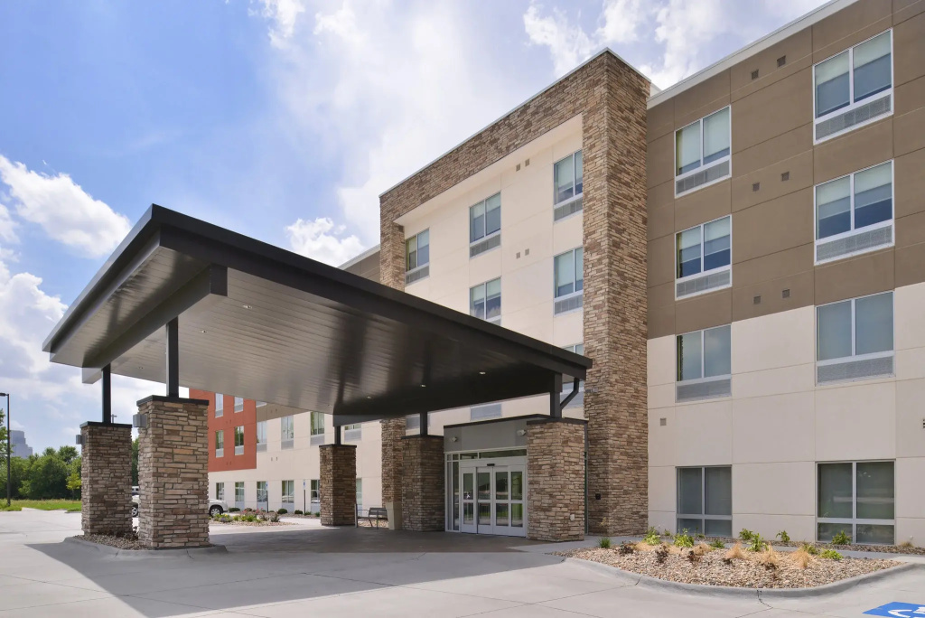 photo 1 of Holiday Inn Express & Suites Omaha Airport by IHG