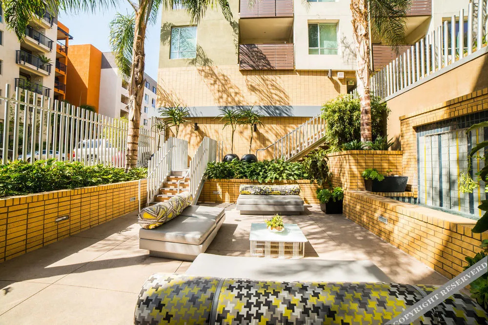 photo 1 of Hollywood Boulevard Extended Stay
