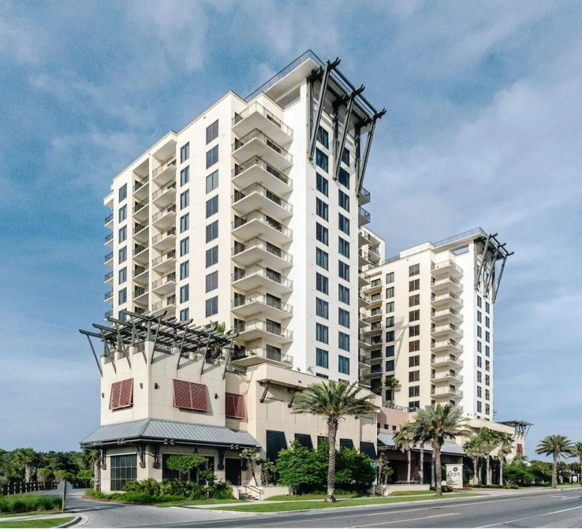 photo 1 of 15100 Front Beach Rd Condo Unit 613 1 Bedroom 1 Bathroom Condo