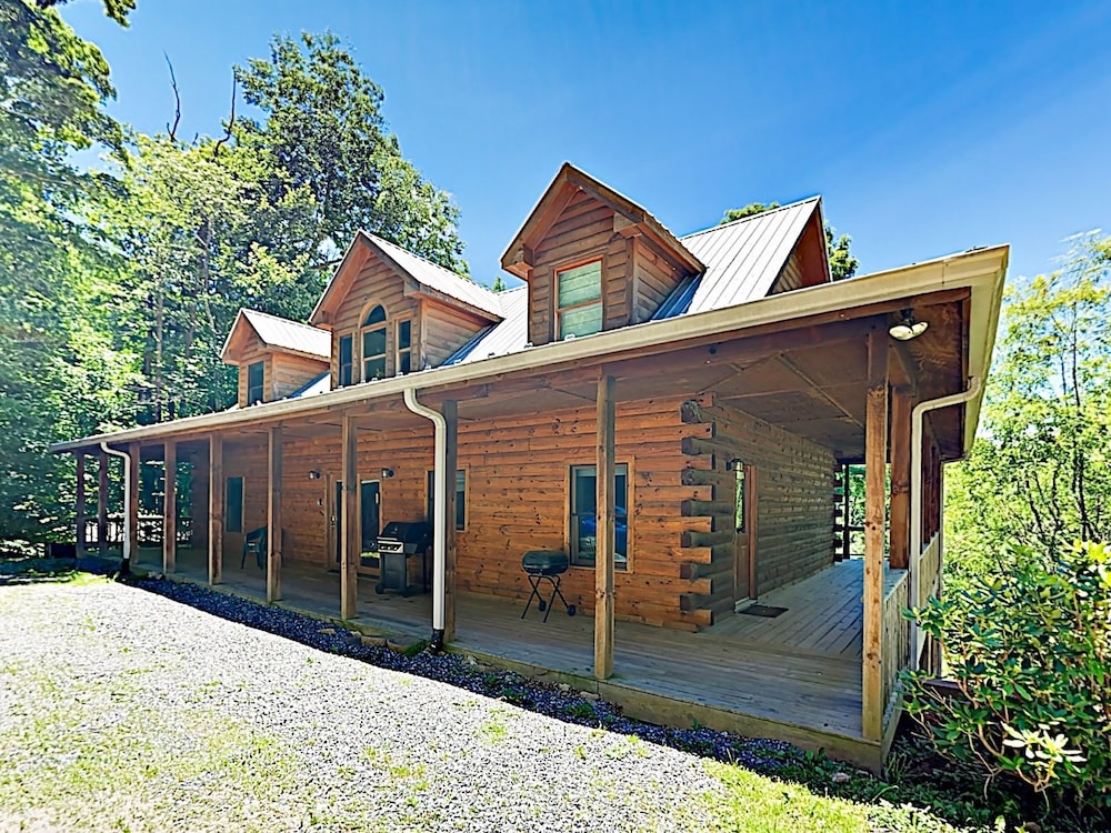 photo 1 of 1876 Mars Hill - 5 Br Home