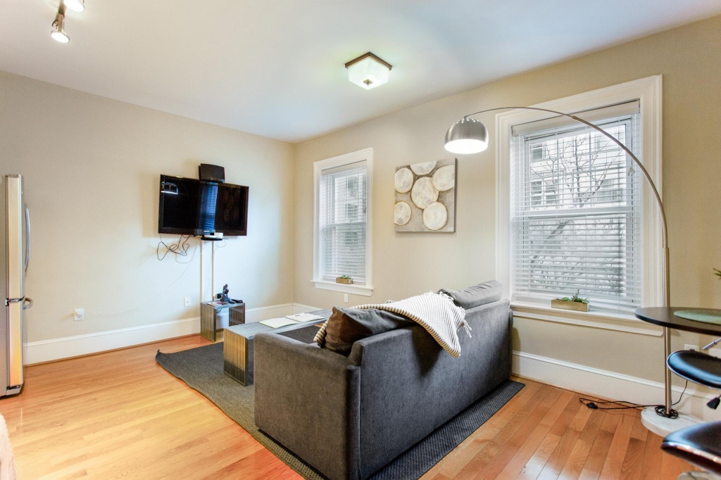 photo 1 of 1955 Rittenhouse - 3F