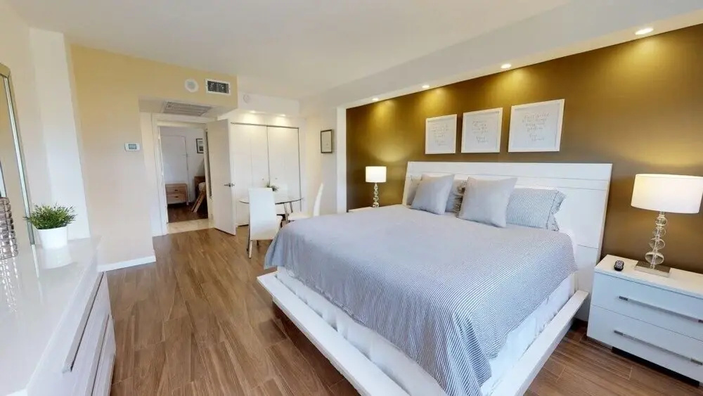 photo 1 of 2 Bedroom +den / 2 Bath Apart @ Ocean Reserve 426