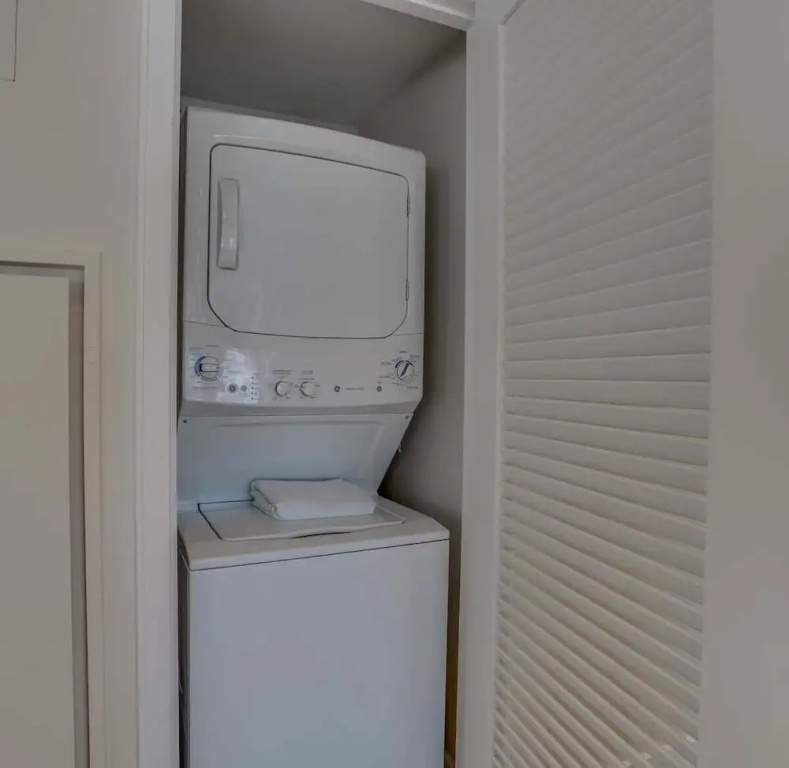 photo 1 of 2 Bedroom Fully Furnished Apartment in Downtown Washington 2 Apts by RedAwning