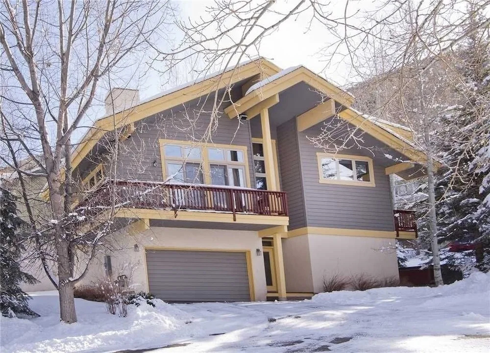 photo 1 of 2892 C Kinnikinnick Rd. 3 Bedroom Home