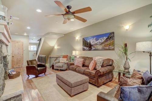 photo 1 of 39C Union Creek Townhomes West Townhouse