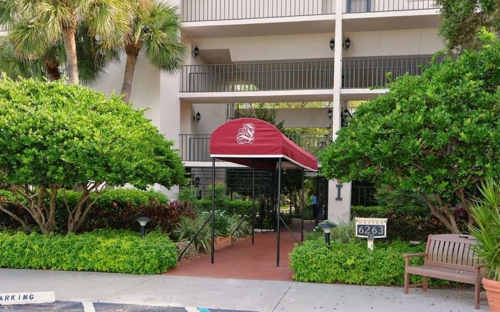photo 1 of 404-excelsior- Beautiful Unit Offering Amazing Gulf Views! 2 Bedroom Condo