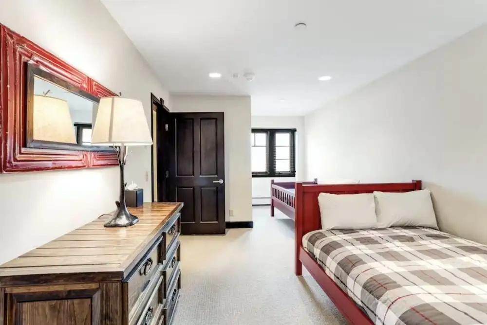photo 1 of 5 Bedroom Ski-in/ski-out Luxury Townhome in The Meadows Townhomes