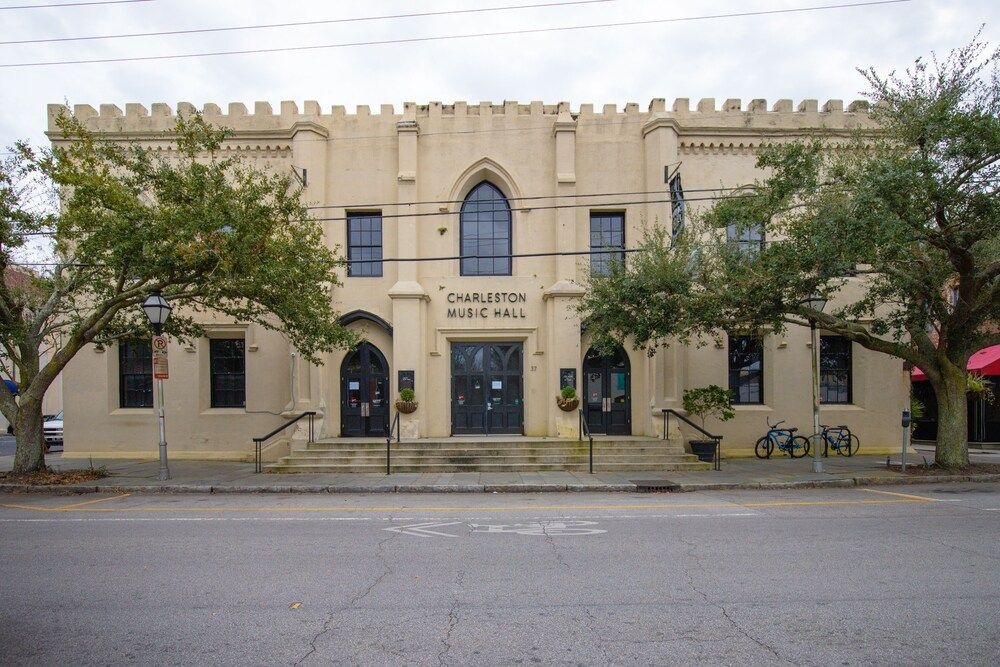 photo 1 of 563 King Signature Apartments
