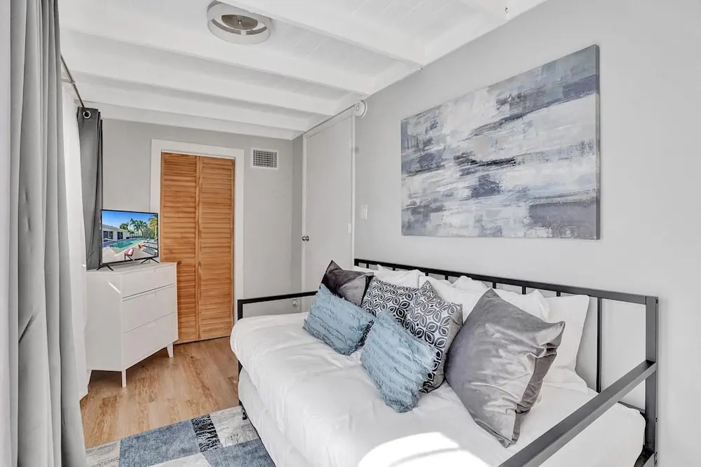 photo 1 of 5BR with Heated Pool 5 min to Beach