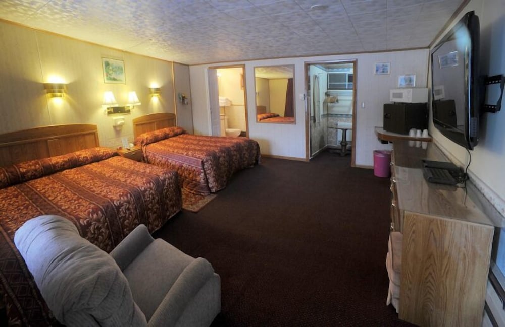 photo 1 of A-1 Economy Inn