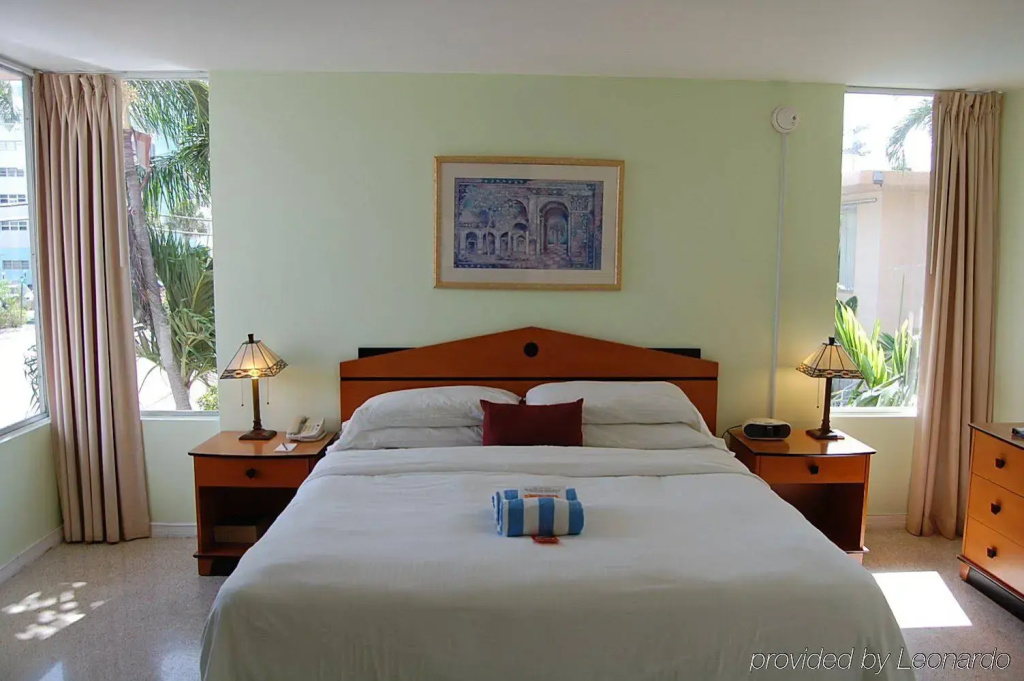 photo 1 of Alcazar Resort- Gay Mens Resort
