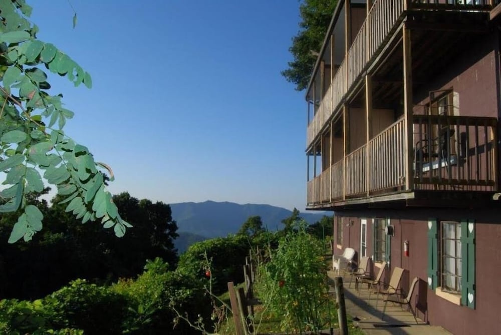 photo 1 of Alpine Inn
