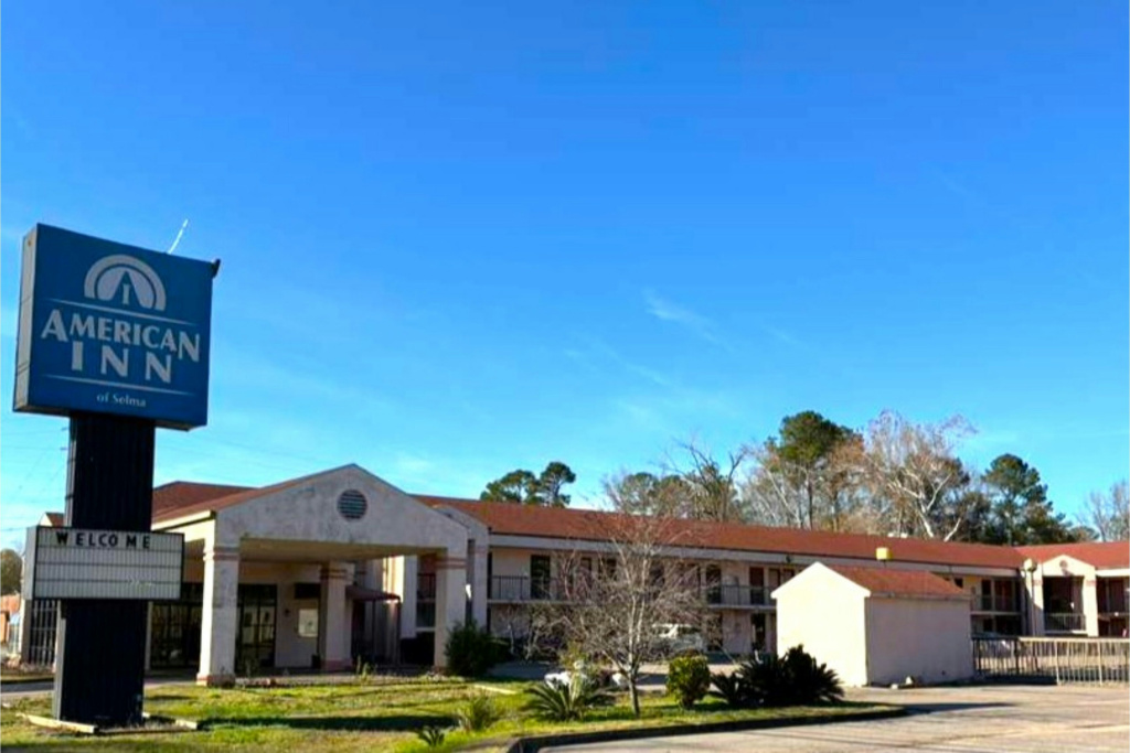 photo 1 of Americas Best Value Inn