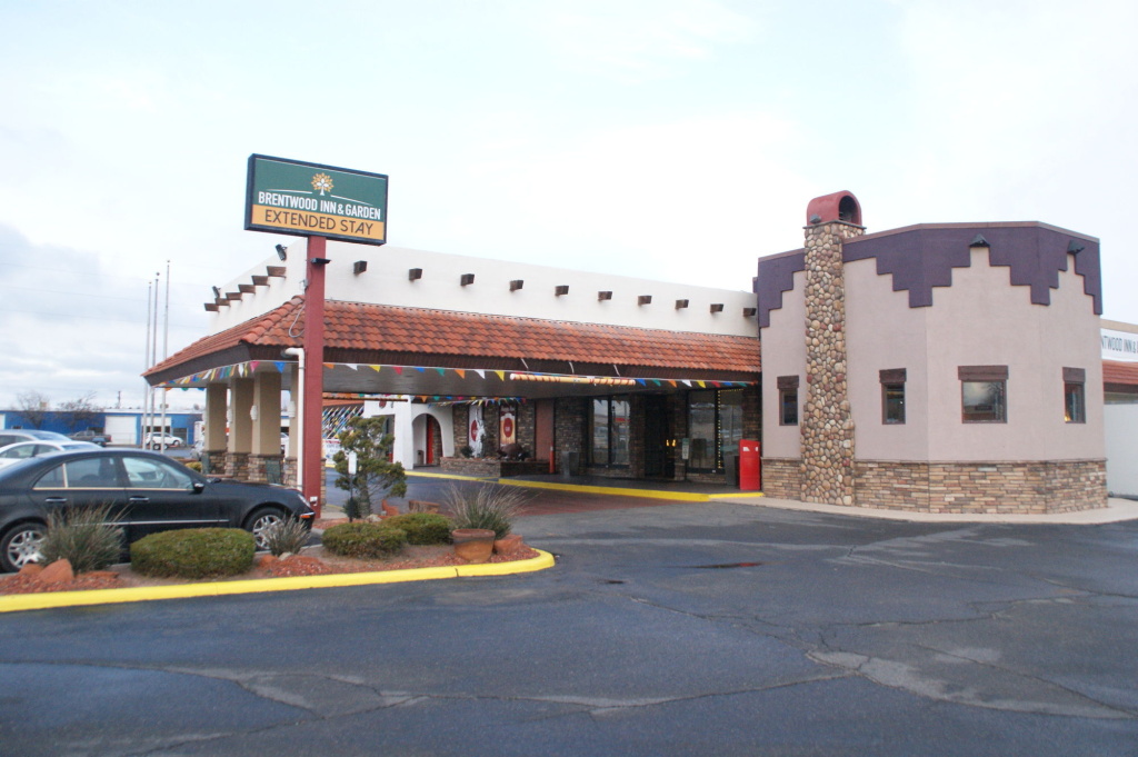 photo 1 of Brentwood Inn & Garden