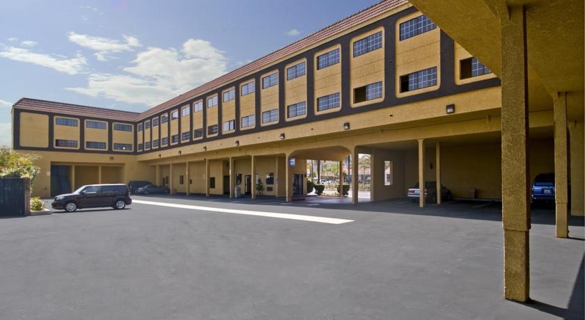 photo 1 of LAX Stadium Inn (ex Americas Best Value Inn)