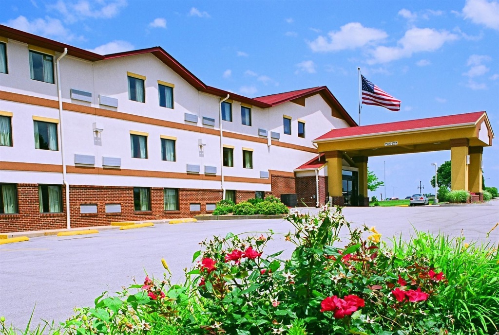 photo 1 of Americas Best Value Inn St. Louis South
