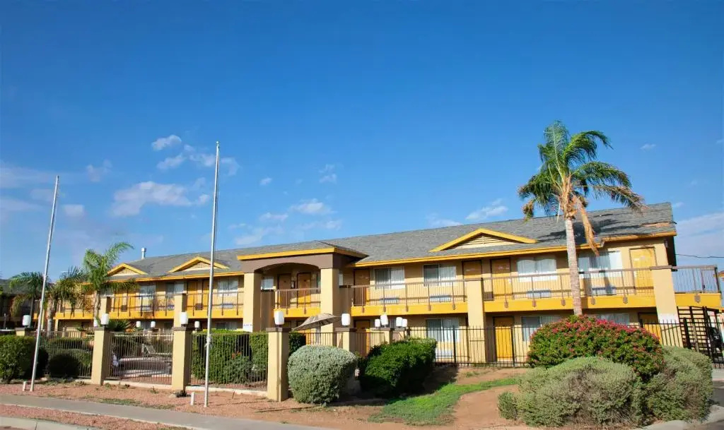 photo 1 of American Inn