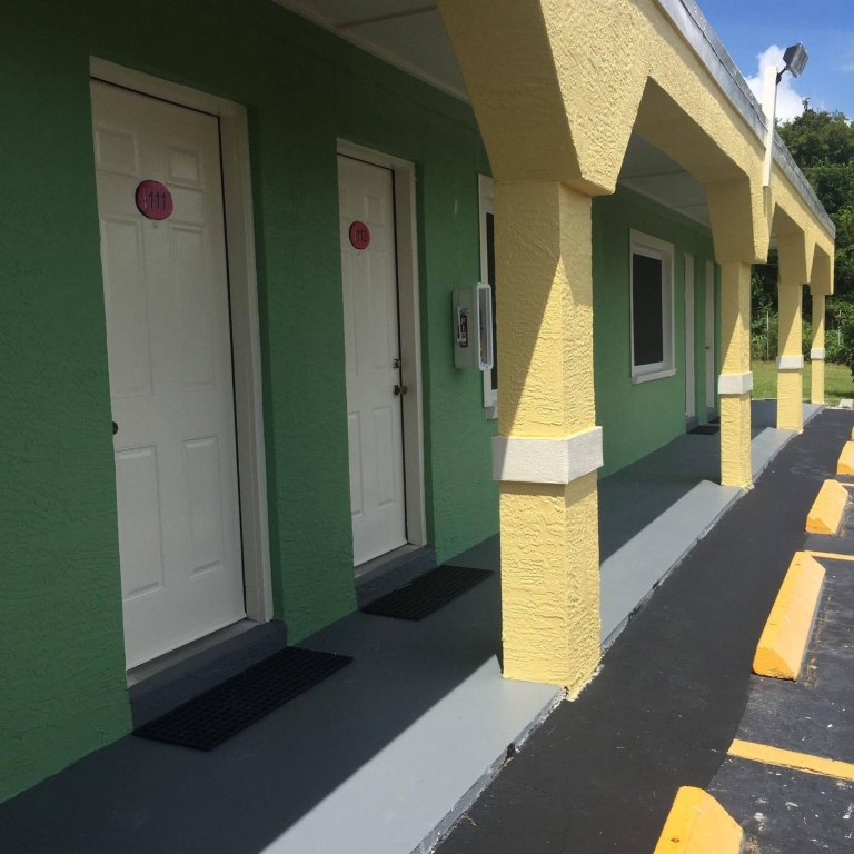 photo 1 of Apollo Inn Motel