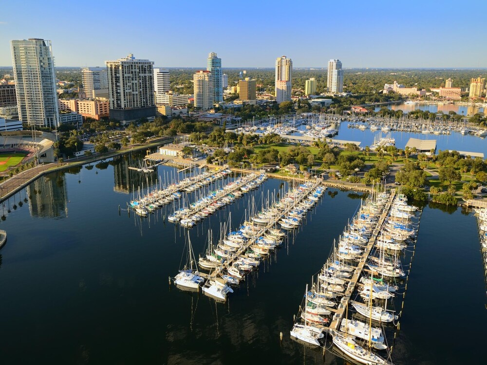 photo 1 of Bahia Vista 17-881 by Distinctive Beach Rentals