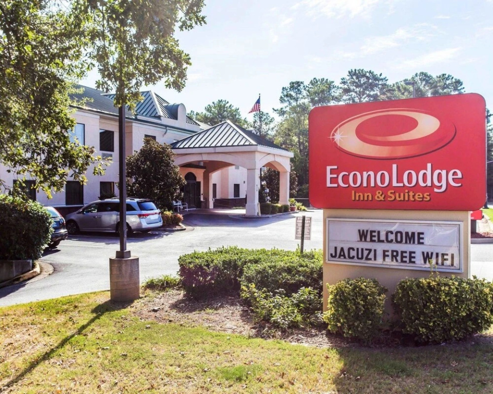 photo 1 of Baymont Inn And Suites Marietta