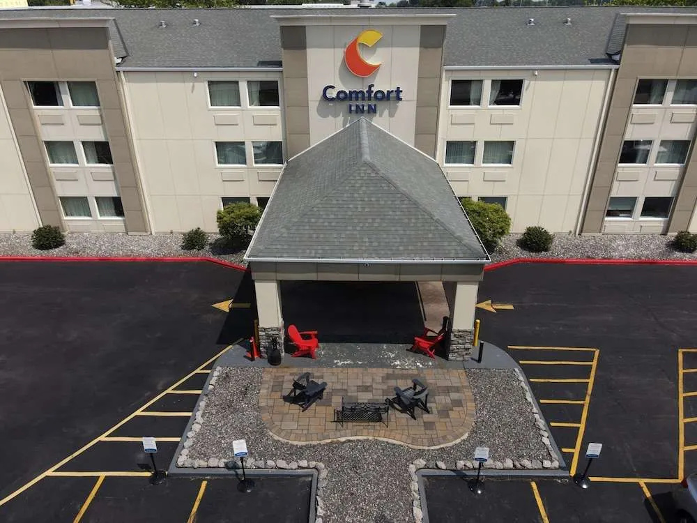 photo 1 of Baymont Inn And Suites Mayfield Heights
