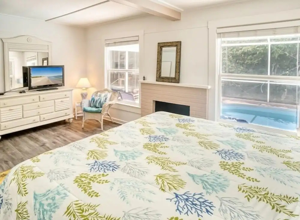 photo 1 of Baywatch Cottage 2 Bedroom Home by RedAwning