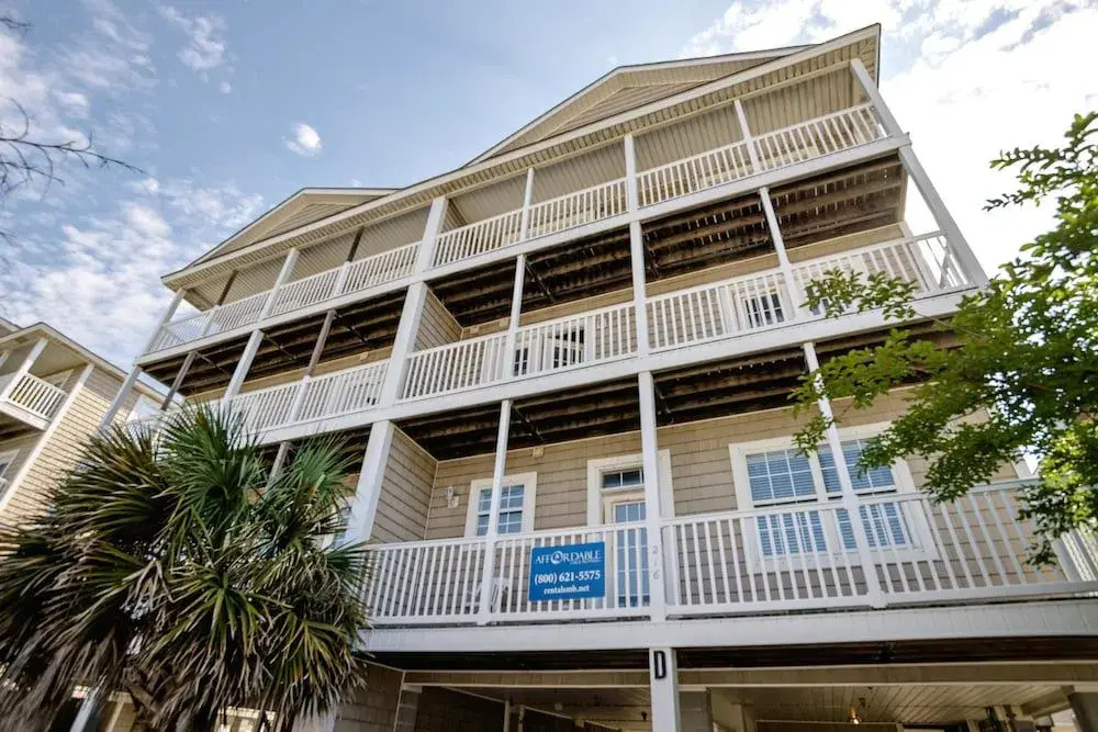 photo 1 of Bermuda Breeze D Holiday Home Holiday home 8