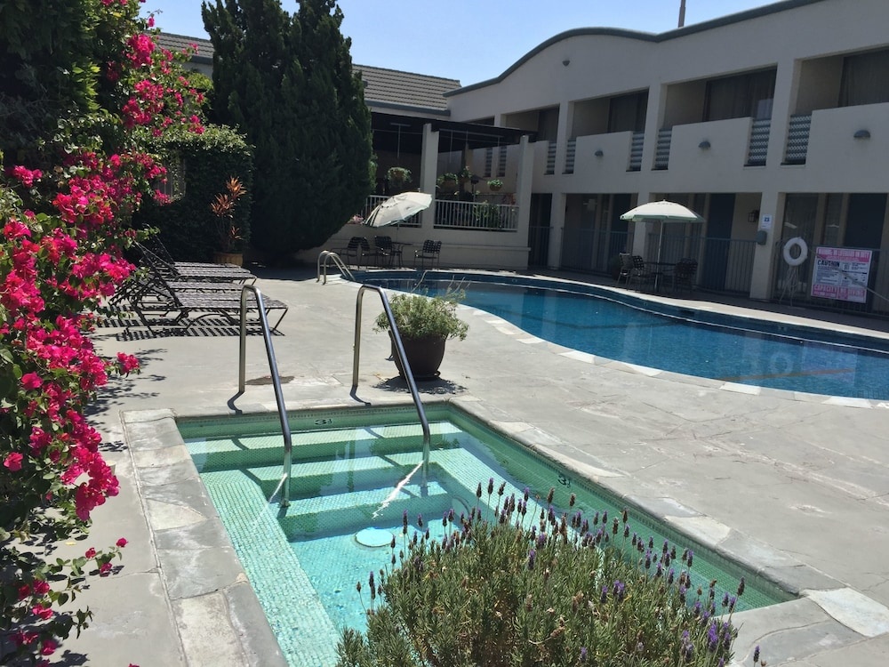 photo 1 of Best Western Mikado