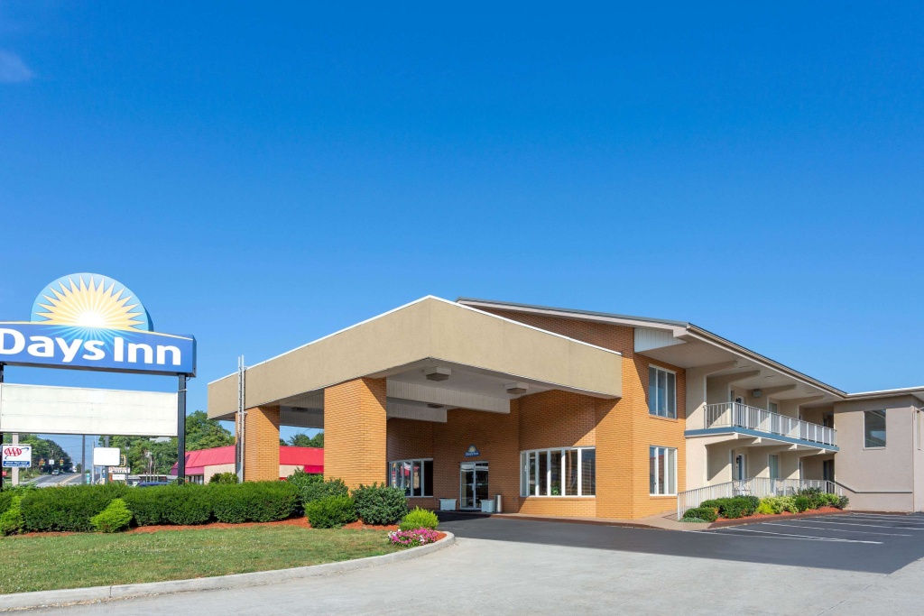 photo 1 of Days Inn by Wyndham Breezewood
