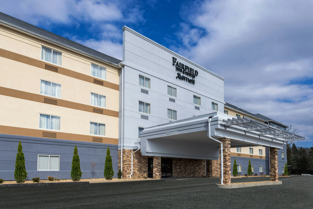 photo 1 of Fairfield by Marriott Inn & Suites Uncasville Mohegan Sun Area