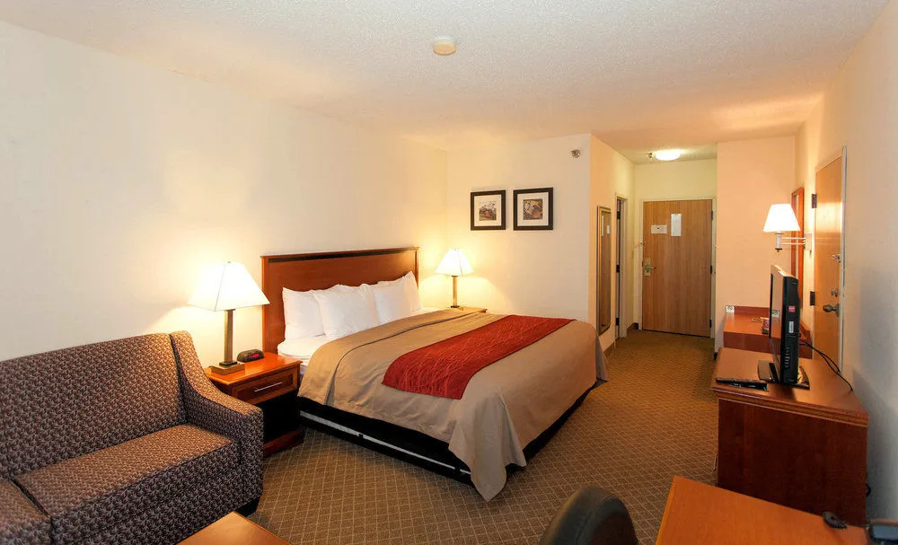 photo 1 of Best Western Seville Plaza Hotel