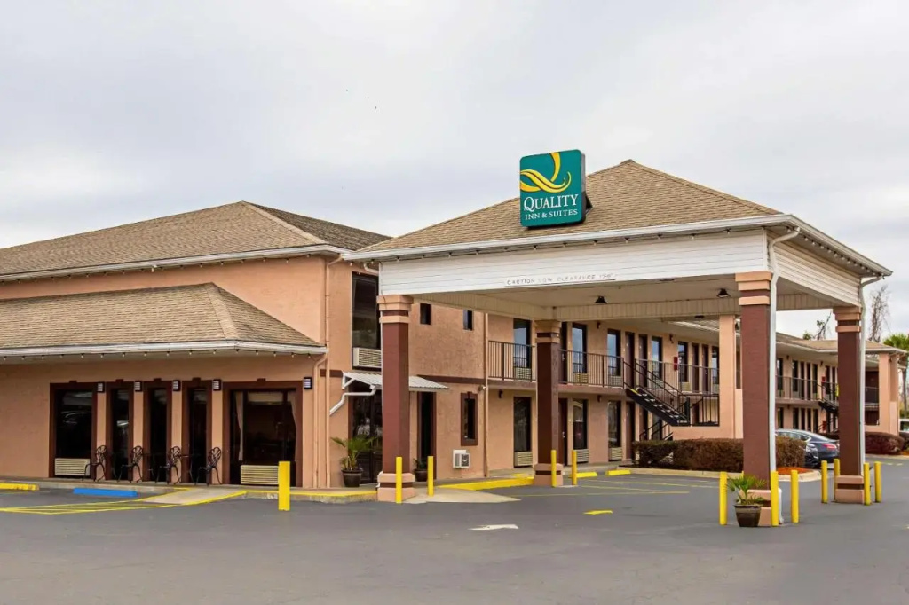 photo 1 of Best Western Suwannee River Inn