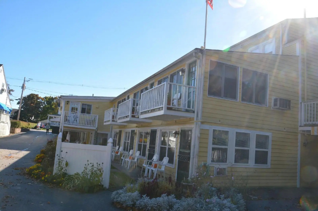 photo 1 of Betty Doon Hotel