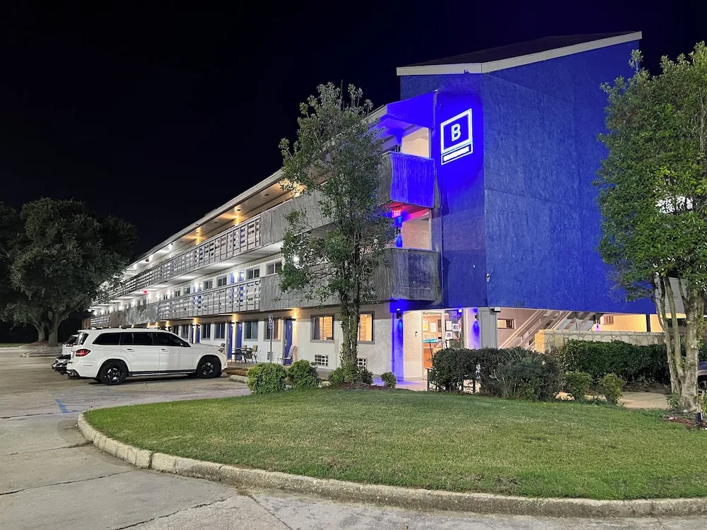 photo 1 of Boardwalk Suites Baton Rouge
