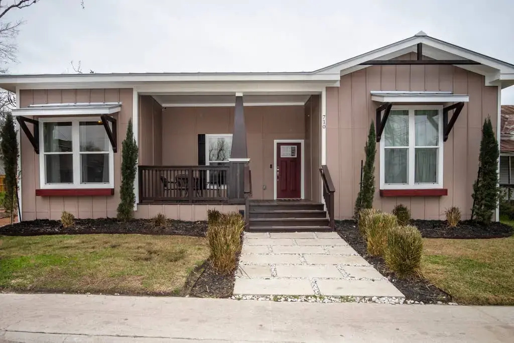 photo 1 of Brand NEW Large Impressive House Near Downtown!