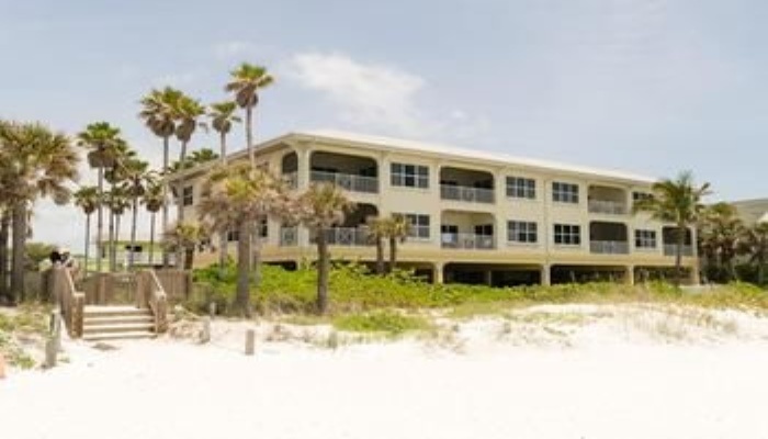 photo 1 of Breakers At Sandcastle