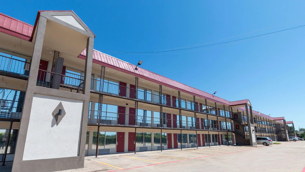 photo 1 of Budget Lodge of Irving