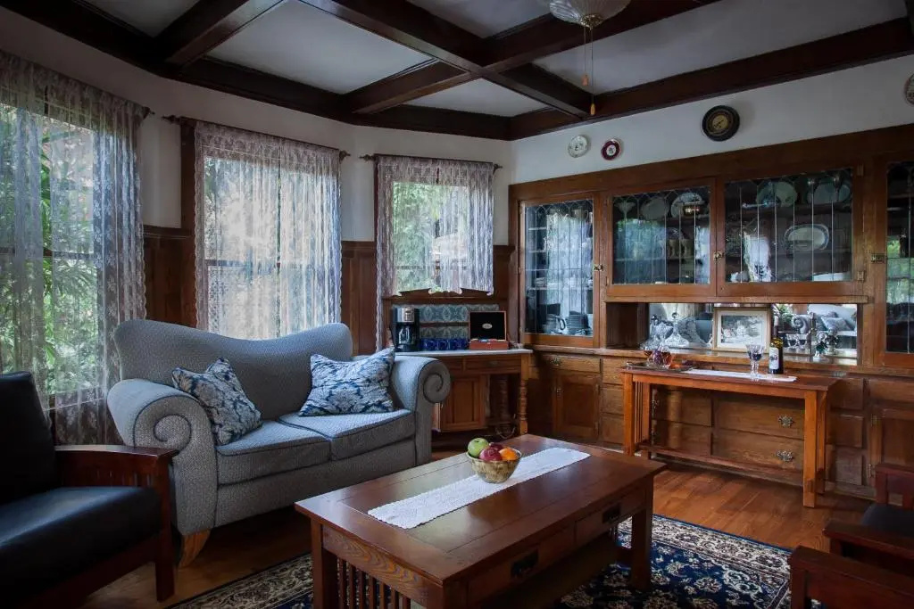 photo 1 of Calistoga Wine Way Inn