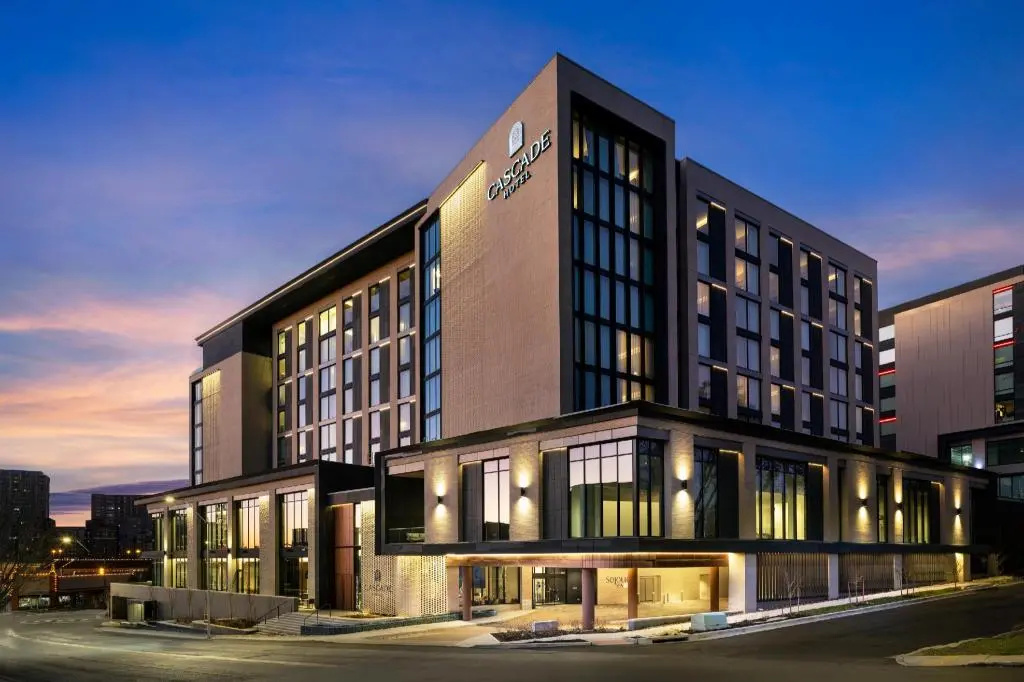 photo 1 of Cascade Hotel, Kansas City, a Tribute Portfolio Hotel