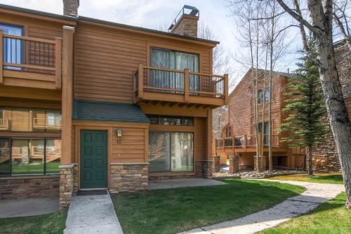 photo 1 of Cedars 18 - Ski-In/Ski-Out Apartment