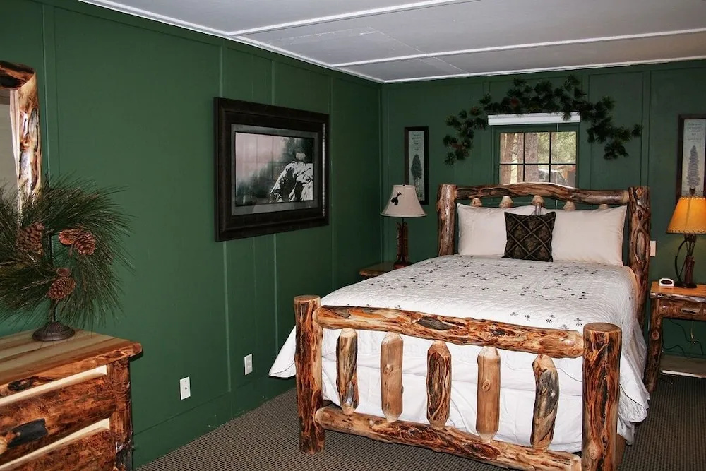 photo 1 of Charming Cabin, Next To National Park 3 Bedroom Cabin - #20-NCD0297