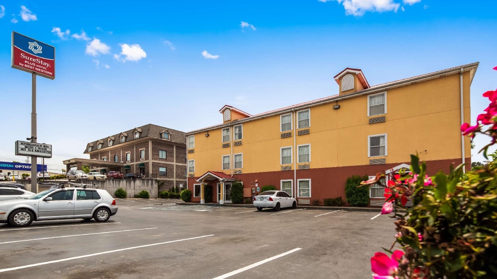 photo 1 of Super 8 by Wyndham Chattanooga East/Hamilton Place