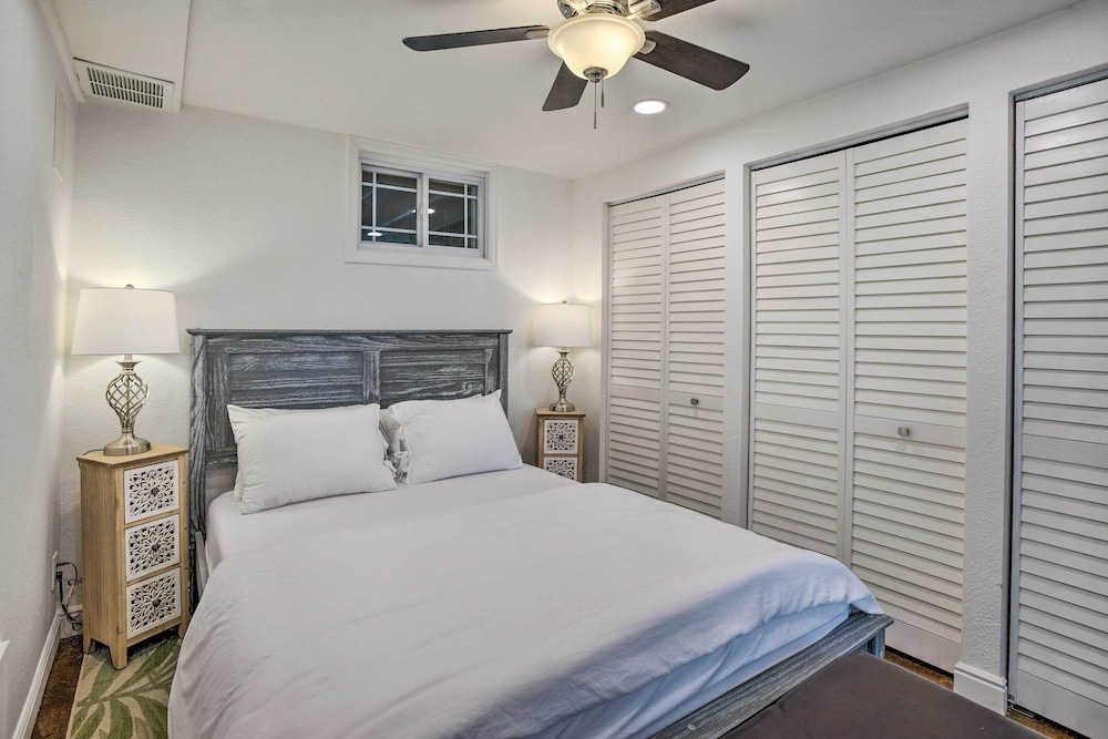 photo 1 of 4 Mi to Coors Field: Charming Apartment w/ Patio