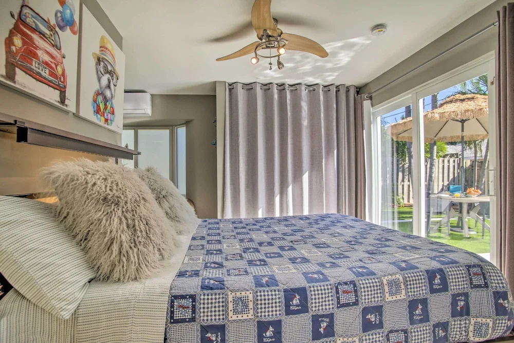 photo 1 of 1 Mi to Deerfield Beach: Stylish Studio w/ Pool!