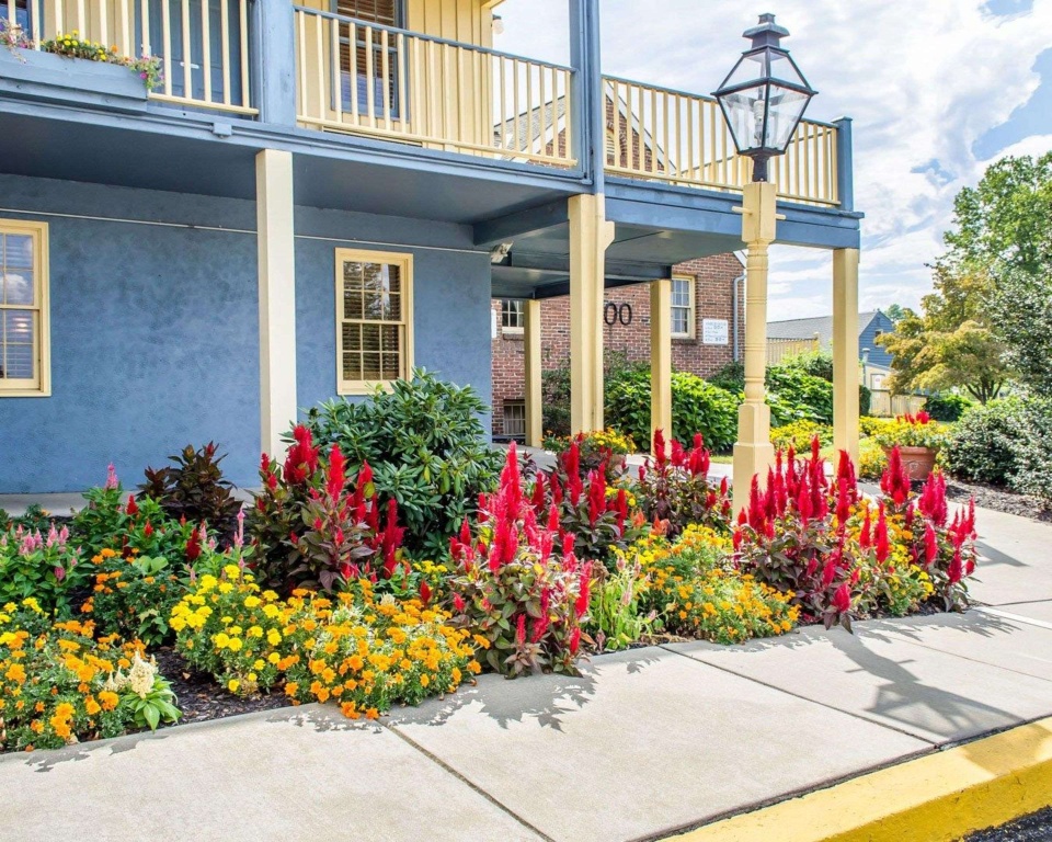 photo 1 of Clarion Inn Strasburg - Lancaster
