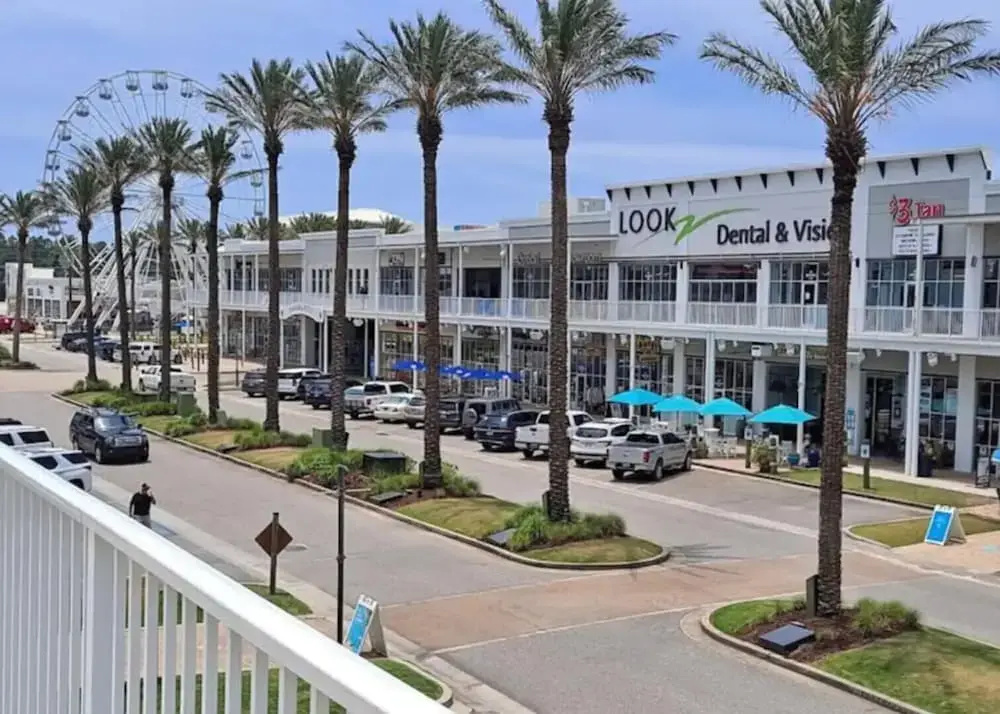 photo 1 of 3br/2ba Full Condo w/ Pool & Gym, Sleeps 7
