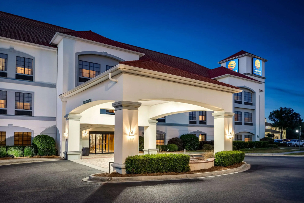 photo 1 of Spark by Hilton Savannah Airport