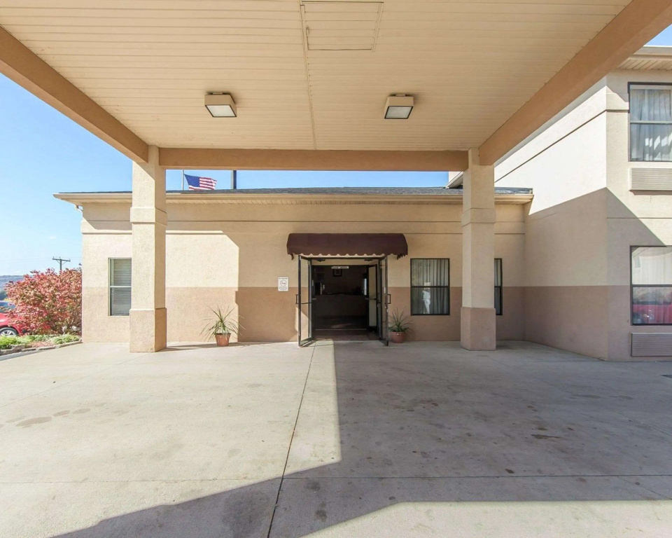 photo 1 of Quality Inn & Suites Portsmouth