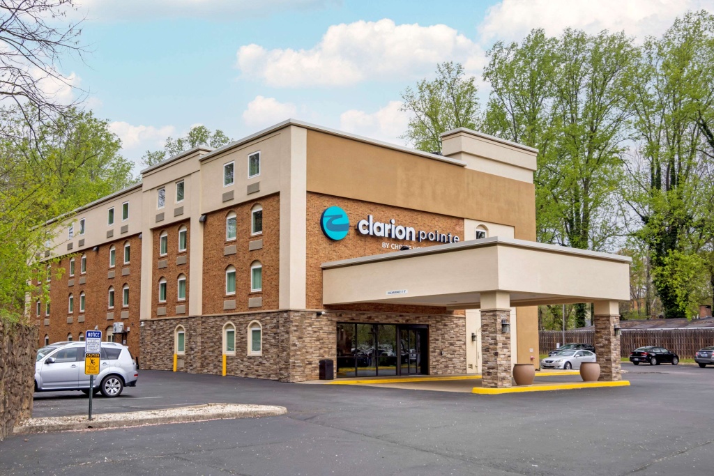 photo 1 of Clarion Pointe Charlottesville