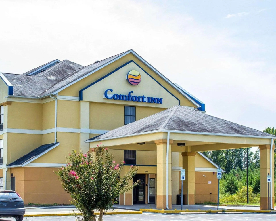 photo 1 of Comfort Inn Dunn near I-95